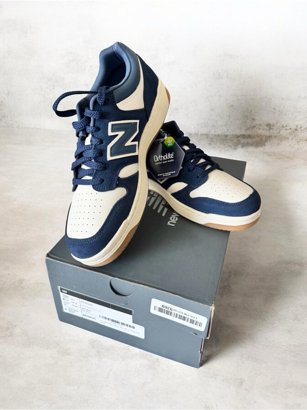 New Balance Men’s Navy and White Lace-Up Sneakers